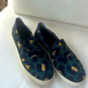 8.5 Rothy’s Slide Tennies